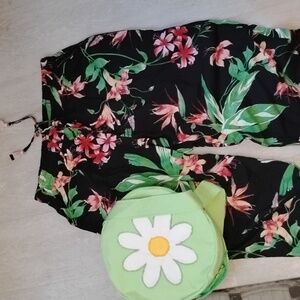 Set Of Tropical Lounge And Pool Pants with Crossbody  Daisy Beach Bag.